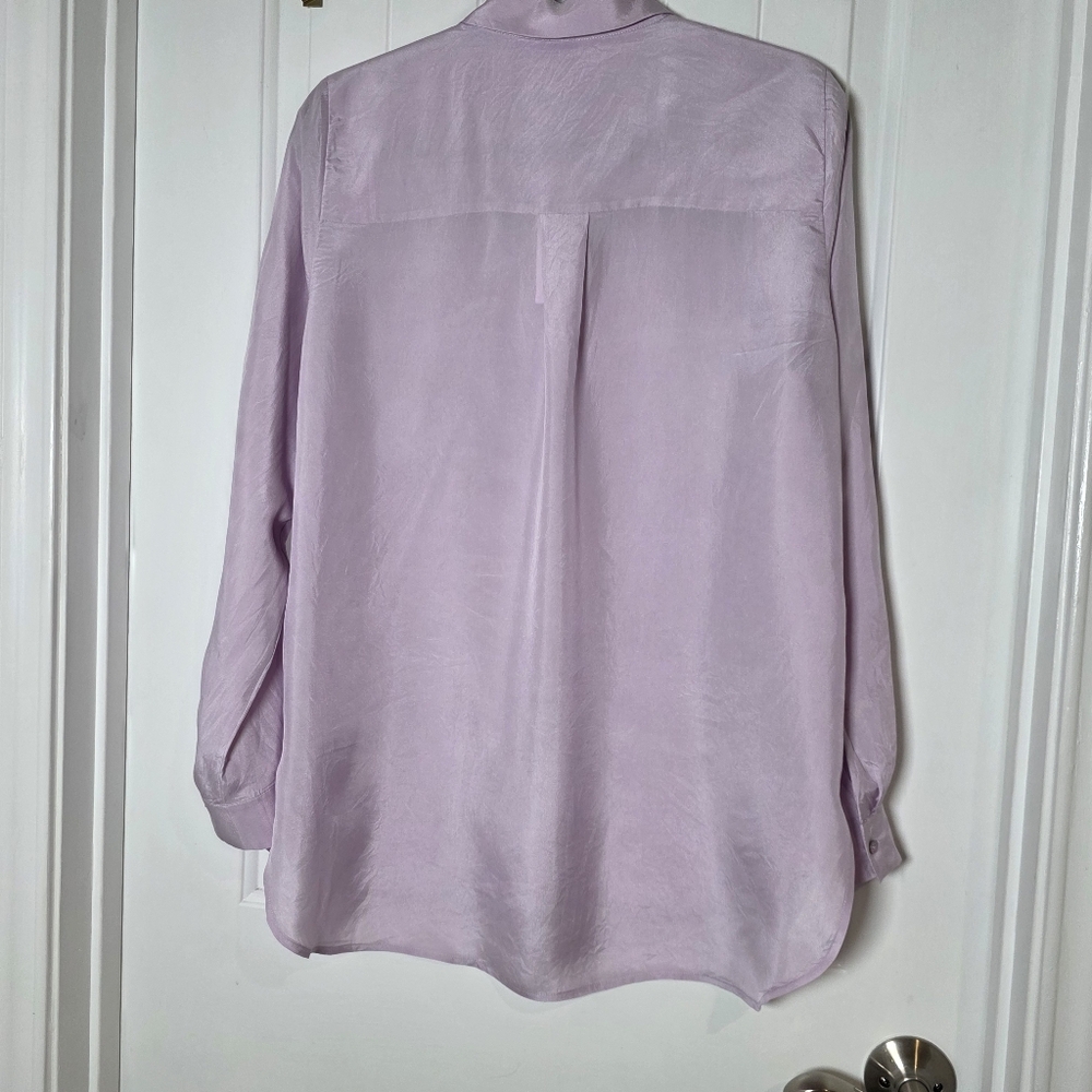 NWT Eileen Fisher Light Purple Lilac Silk Button Up Blouse Medium - Picture 4 of 7
